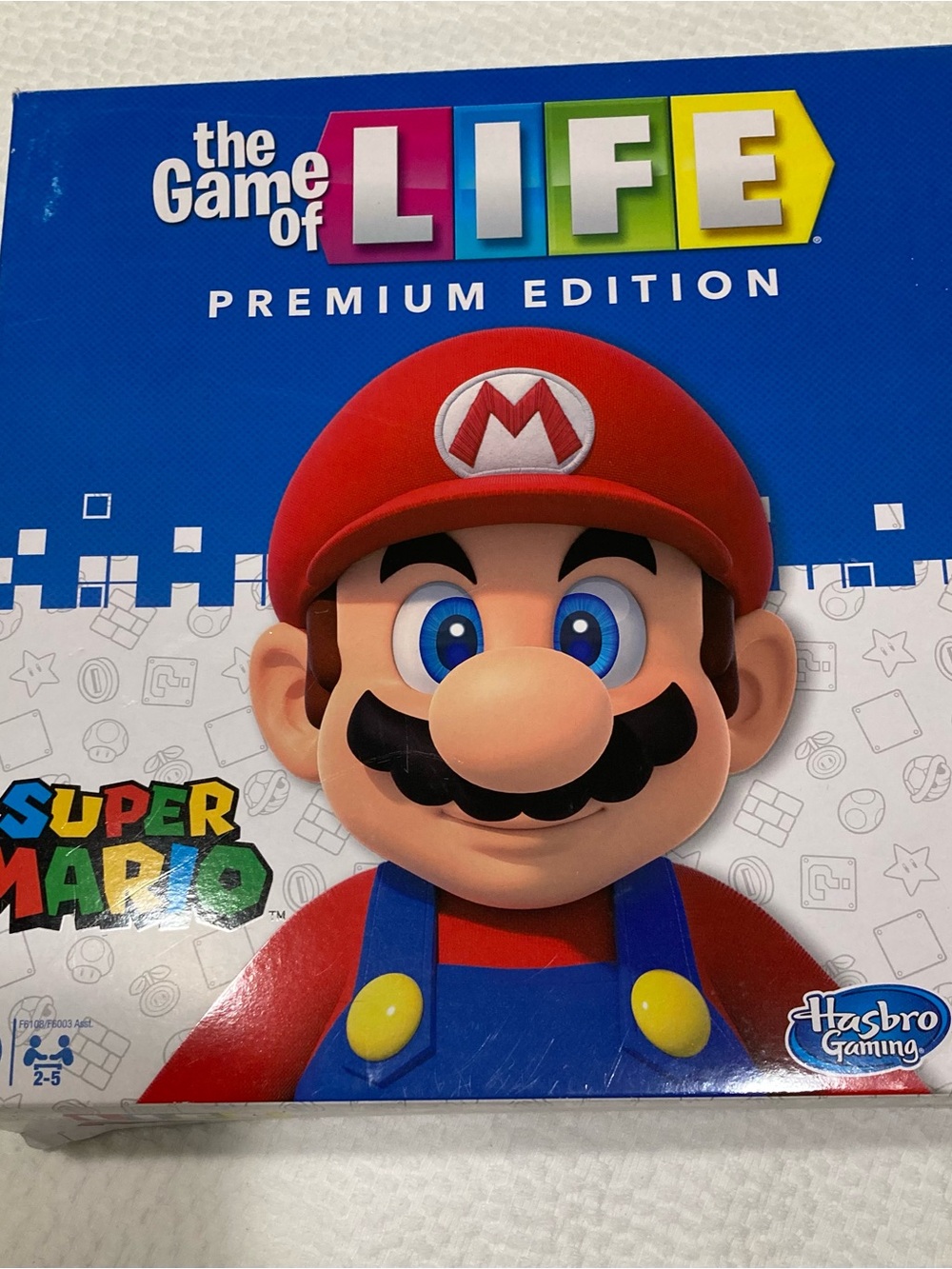Hasbro Super Mario The Game of Life Premium Edition - Red, Blue, Yellow